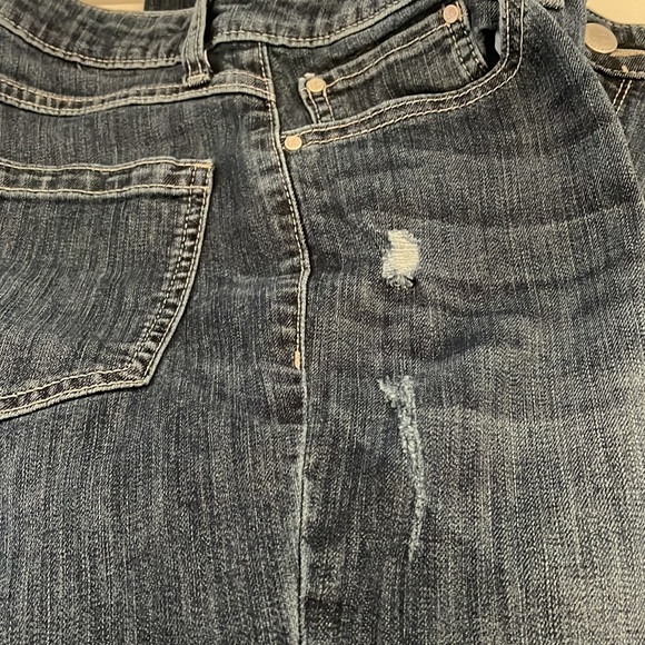 Lauren Conrad LC Sz 14 Skinny Capri Distressed Blue Jeans - Picture 7 of 8